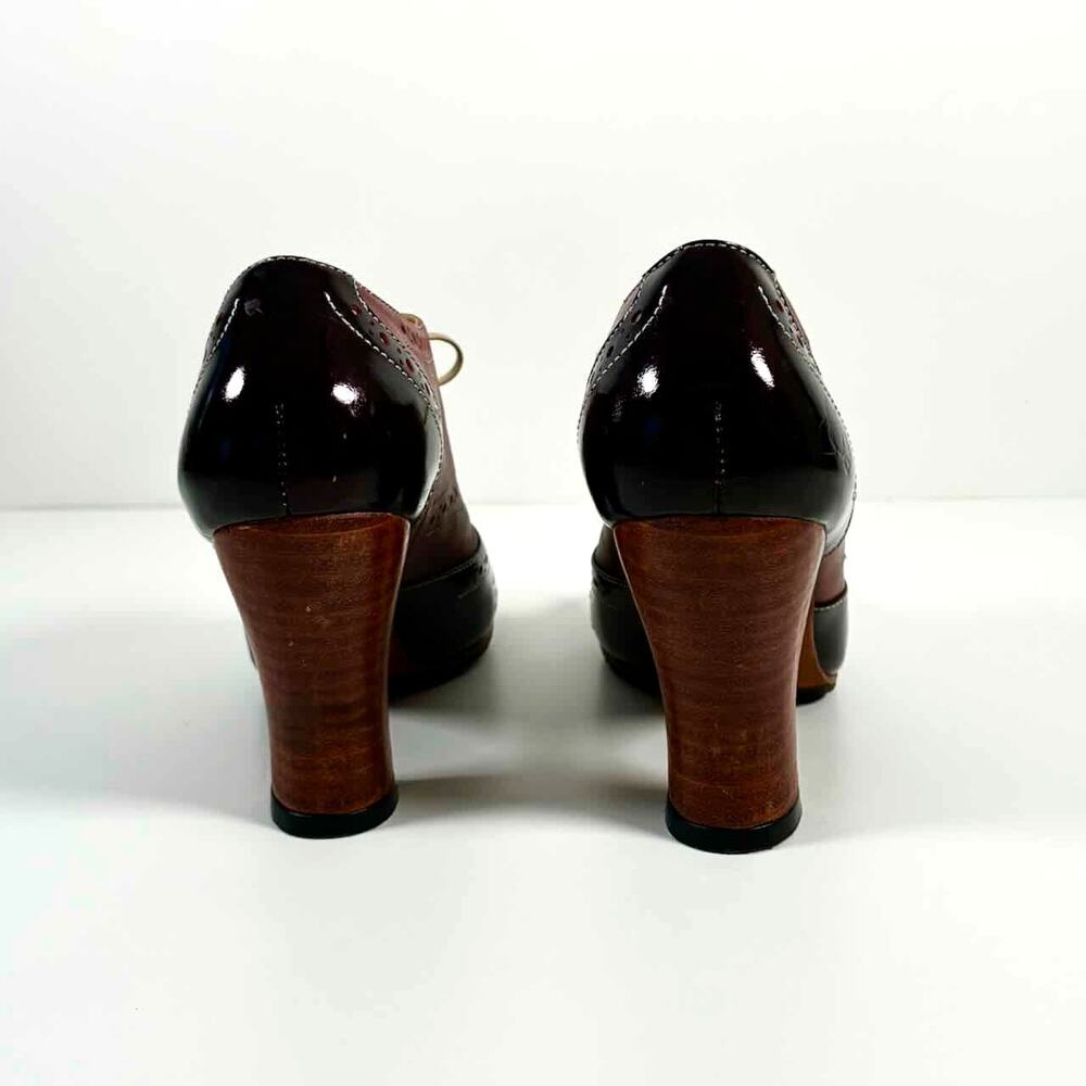 John Fluevog Miracles Heal Brogued Lace Up Heels in Black & Burgundy - 7.5M - Picture 3 of 8